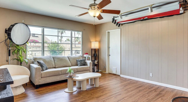 < 10 min to Old Town! Home w/ Unique Photo Studio, Book Feriehus Scottsdale 