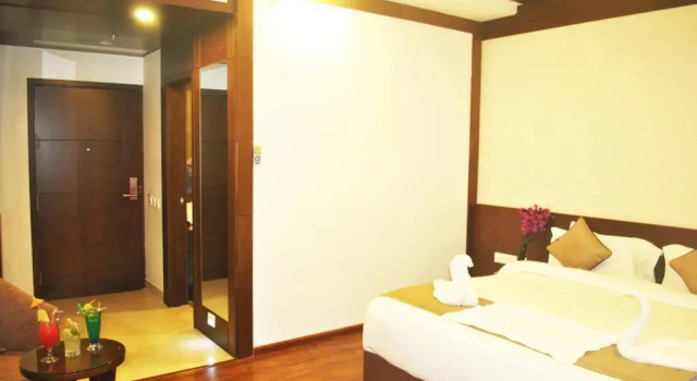 Hotel Broadway Inn, Забронировать Отель Отели Мератх с парковкой, Парковка
