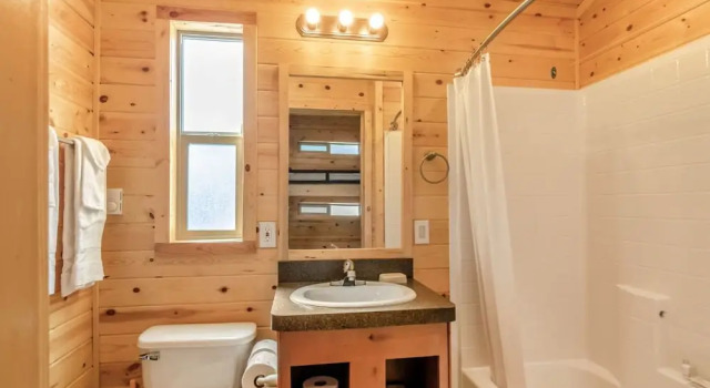 Коттедж Wilderness Lakes RV Resort