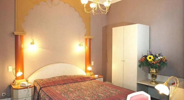 Двухместный номер Standard Hotel Lauberge Du Souverain