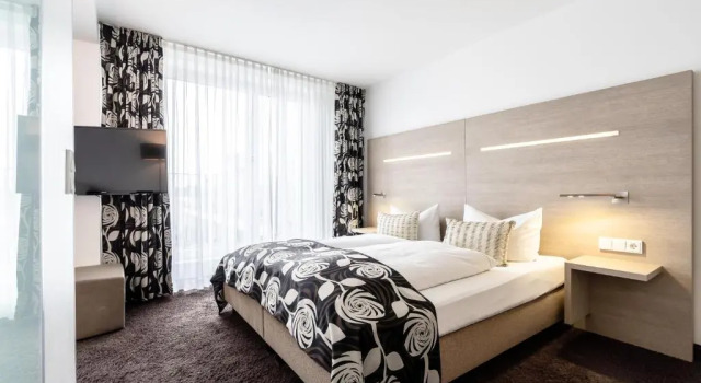Полулюкс с балконом Hotel Demas City