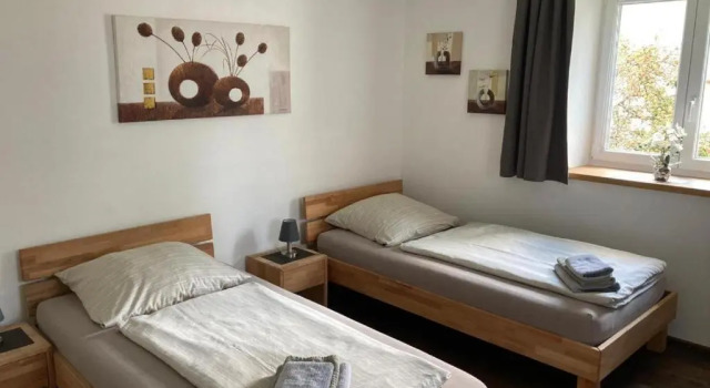 Pension Zur Alten Post, Varaa Hostelli Hotellit Baijeri pysäköinnillä, Pysäköinti