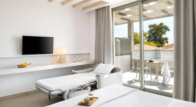 Полулюкс Cavo Delea Villas & Suites