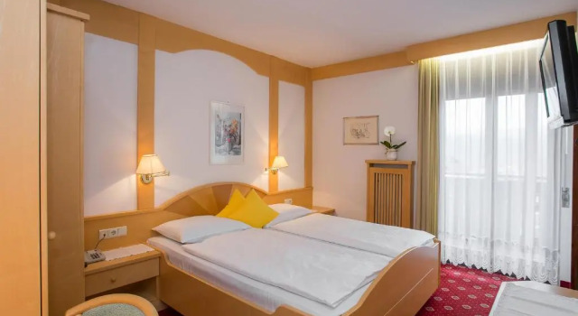 Hotel Alexandres, Забронировать Отель Отели Аппьяно-сулла-Страда-дель-Вино с бассейном, Бассейн