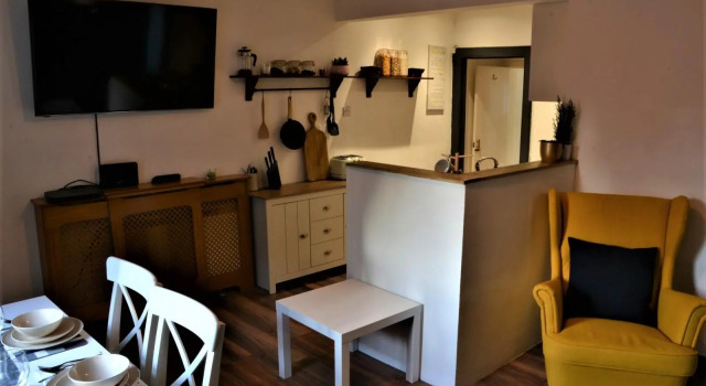 ENTIRE Lovely Modern Scottish Cottage, Book Feriehus Sommerhuse i Selkirk, Hytte
