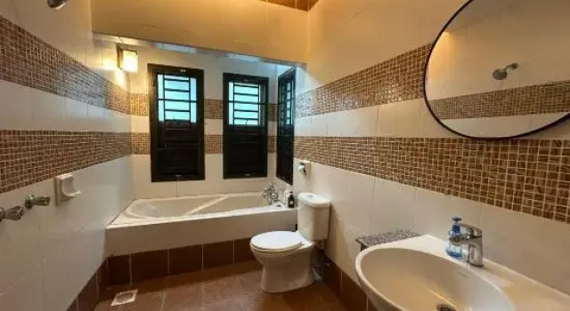 JB Cozy corner big garden home Austin Terbau 14pax, Réserver Hôtel Johor Bahru Johor