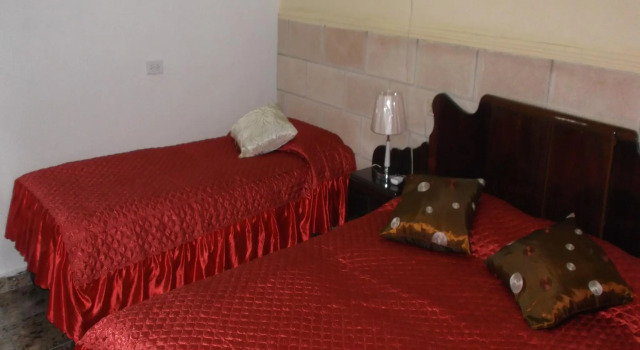 Hostal - Casa DR. Claudio e Illiana, Reserva ahora Hotel Hoteles y alojamientos en Cienfuegos, Hotel