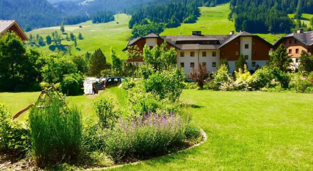 Апартаменты Sunny Villa