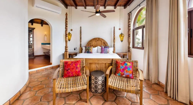 Villa Santa Cruz, Varaa Villa Hotellit Baja California Sur uima-altaalla, Uima-allas
