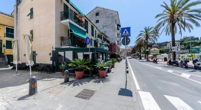 Апартаменты ALTIDO Flat for 4, close to 2 Beaches, Sestri Levante