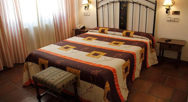 Номер Standard Seto del Palancar