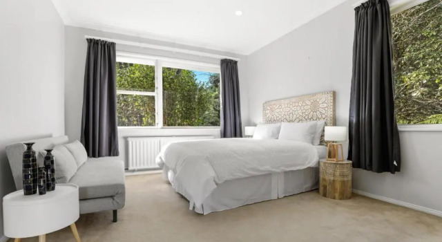 Moncur - Rotorua Holiday Home, Забронировать Отель Отели Роторуа с парковкой, Парковка