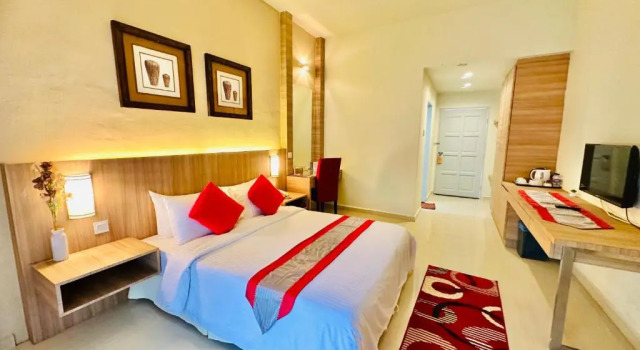 Luksusowy dwuosobowy pokój Rompin Beach Resorts