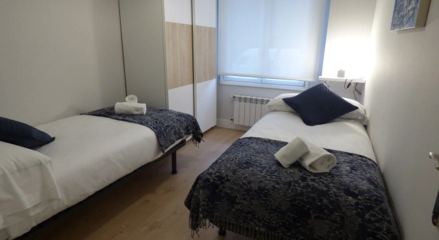Aizlur ATE25, Book Hotel Gros 