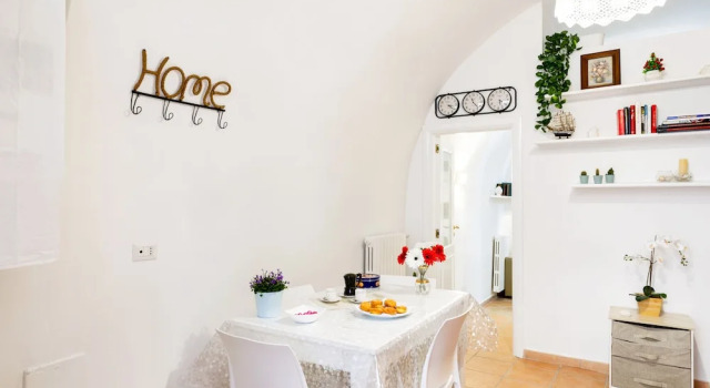BUENACASA Apartment, Забронировать Апартаменты/квартира Бари Bari Province, рядом с Малый театр
