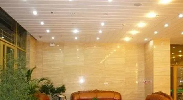 Xichang TianHao Hotel, Varaa Hotelli Hotellit Sichuan pysäköinnillä, Pysäköinti
