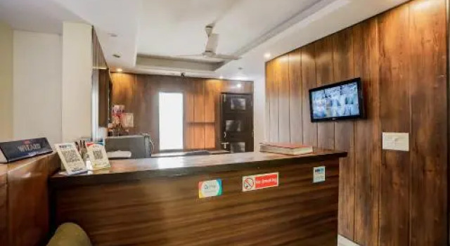Hotel Devi Palace
