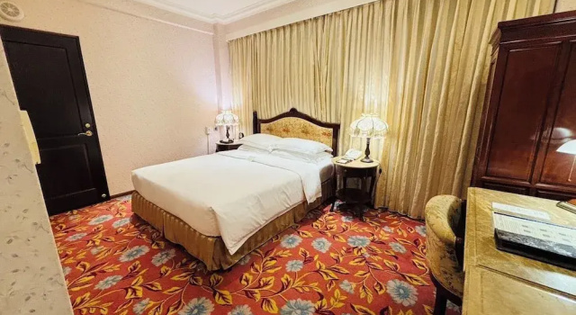 Номер Classic Royal Seasons Hotel Taipei ‧ Nanjing W
