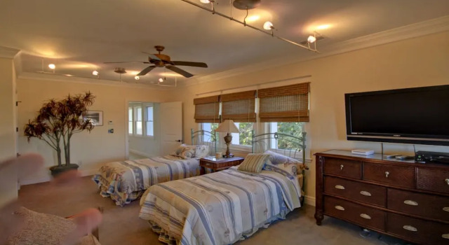 Manu Kai - Beachfront House With Private Pool And Hot Tub 6 Bedroom Home by RedAwning, Rezerwuj Hotel Hotele w Padre Island z basenem, Basen