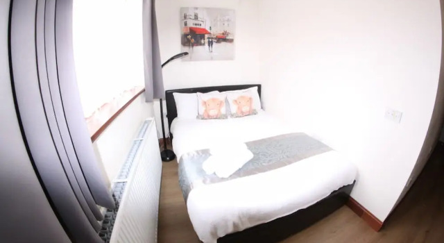 Двухместный коттедж с балконом College Street Abode - Guest House