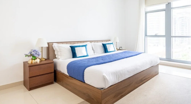 State Of The Art 2BR Apartment in Downtown Dubai, Забронировать Апартаменты/квартира Даунтаун Дубай , рядом с Дубайский аквариум