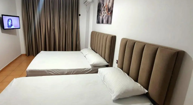 Трёхместный номер Standard с балконом Hotel de Ksamil