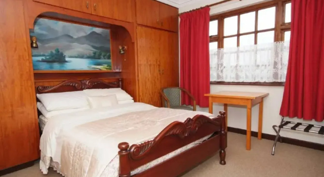 Alderhaven Country Home, Book Hotel Hotels in Kerry with Parking, Parking
