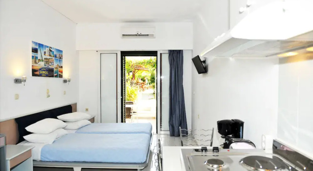 Anna Studios, Забронировать Гостевой дом Отели Northern Aegean Islands с парковкой, Парковка