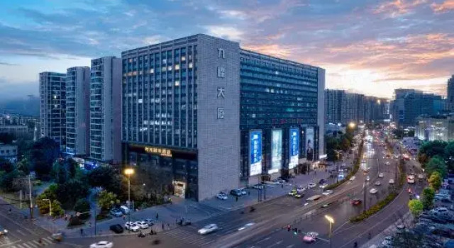 CULTURE Time Back to the Future Hotel (Chengdu Wuhou Hongpailou Subway Station), Boek Hotel Hotels in Chengdu met parkeren, Parkeren