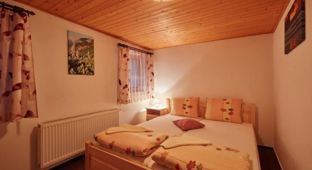 Penzion Flora, Rezerwuj Hotel Jańskie Łaźnie Kraj hradecki