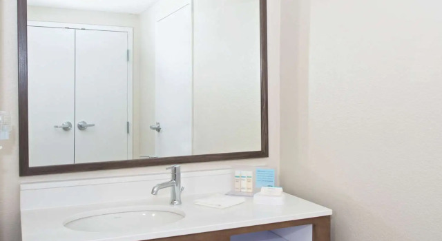 Люкс Hampton Inn & Suites N Ft Worth-Alliance Airport