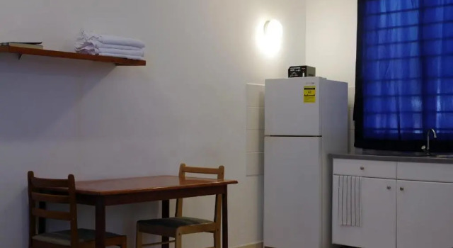 Orange Rembrandt Studio Apartments