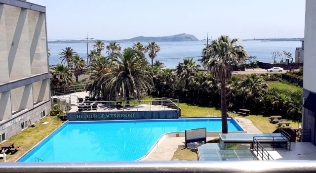 Одноместный номер Deluxe с видом на океан The Four Grace Resort