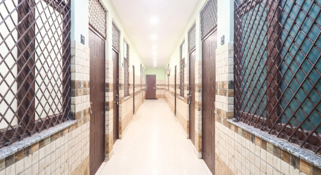 OYO Flagship 78167 Hotel Royal Castle