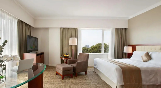 Номер Standard с балконом Equatorial Ho Chi Minh City