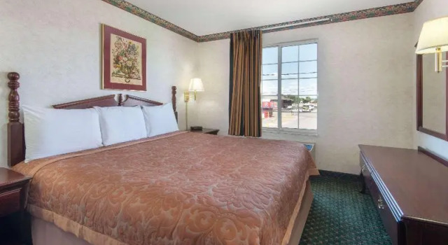 Номер Standard Super 8 by Wyndham Amarillo West