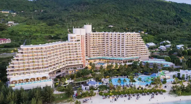 Номер Standard с балконом Kensington Hotel Saipan