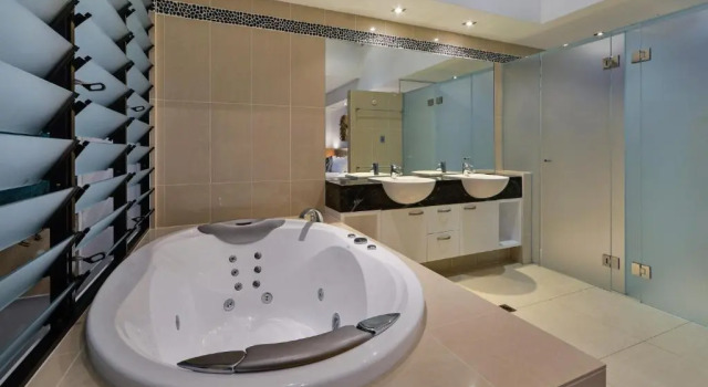 Апартаменты Edge 12 Hamilton Island - Oceanfront villa with buggy