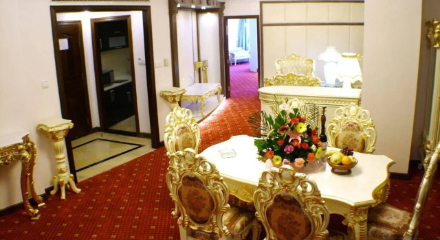 Jindu Crown Hotel, Rezerwuj Hotel Xihu 