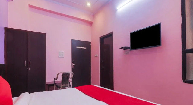 OYO 24615 Hotel Shivam Palace, Забронировать Отель Отели штата Раджастхана с завтраком, Завтраки