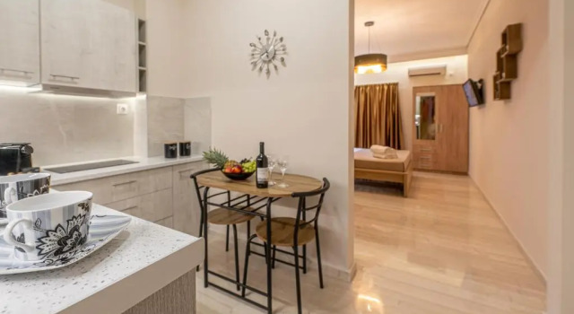 Alcedo Studio, Book Hotel Volos 