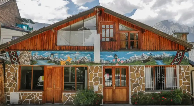 Кровать в общем номере Hostel Piltri