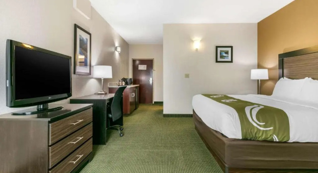 Standard Zimmer Quality Inn