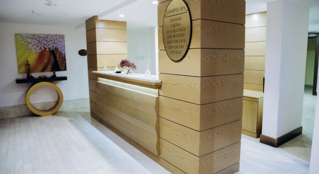 Excelsior Hotel Shamkir, Rezervați Hotel Hoteluri în Shamkir cu parcare, Parcare
