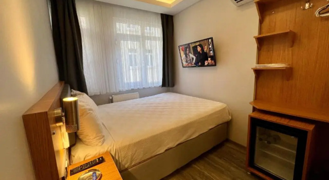 Hotel Kaya Est 1985, Boek Hotel Beyoglu 
