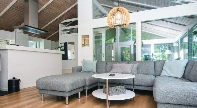 8 Person Holiday Home in Bindslev-by Traum, Book Hotel Hoteller i Tversted med parkering, Parkering