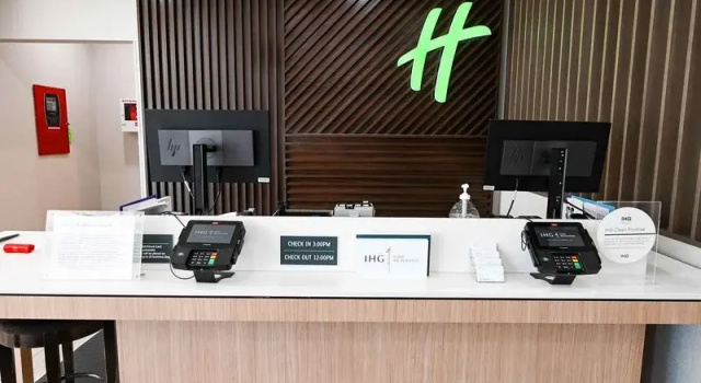 Holiday Inn Hotel And Suites Covington, Buchen Sie Hotel Covington Louisiana