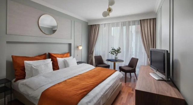 Двухместный номер Standard Queens Court Hotel & Residence