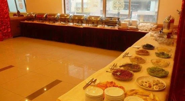 Chaowang Hotel