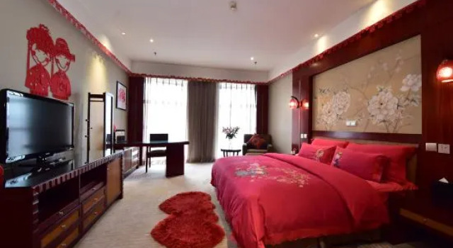 Люкс Kingworld Hotel